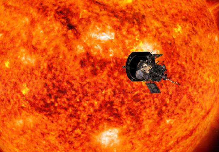 Ilustración de la NASA muestra la sonda espacial Parker Solar Probe acercándose al sol. La NASA acepta envíos en línea hasta el 27 de abril de 2018 para enviar su nombre en la nave espacial hasta el sol. Foto: AP