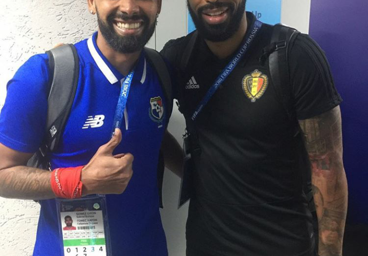 Gabriel Gómez y el exjugador francés Thierry Henry. 