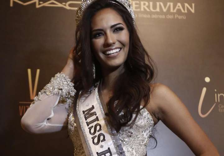 Destituyen a Miss Perú por salir en un video borracha 