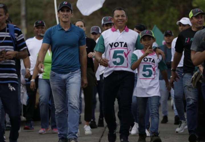 Roux: Varela y Cortizo han sido una burla para el pueblo