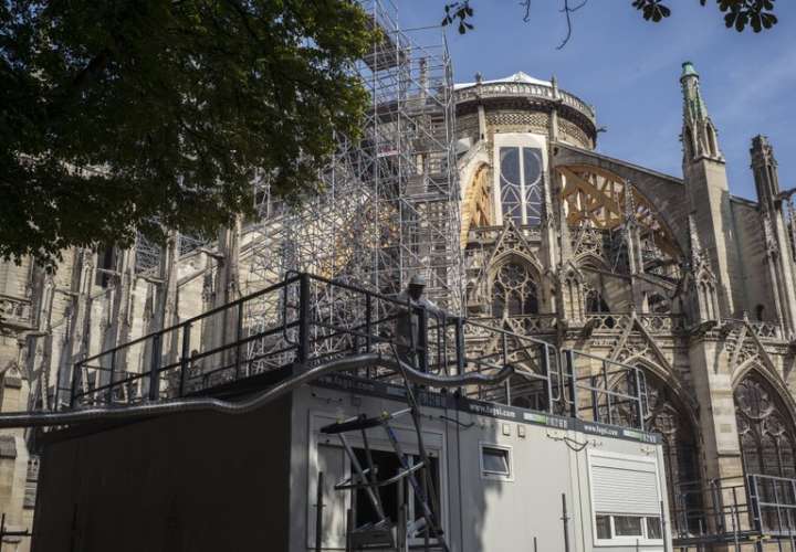Calor en Europa, nueva amenaza a la Catedral de Notre Dame