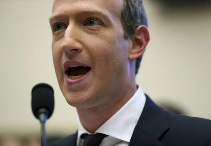 Zuckerberg responde ante el Congreso sobre Facebook