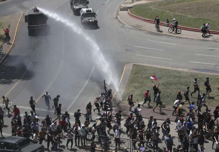 El Gobierno de Chile informa de 15 muertes desde el inicio del estallido social
