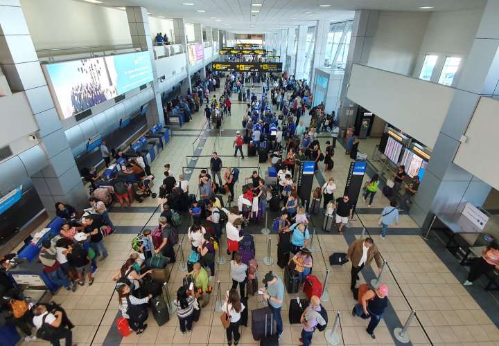 Analizan posibilidad de abrir oficina de pasaportes en el aeropuerto de Tocumen