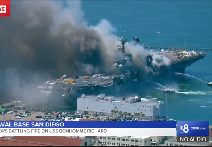 Arde buque de guerra gringo tras registrarse explosión; hay 10 heridos 