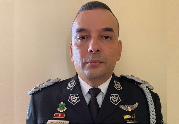 Nuevo Director General de la Policía Nacional al comisionado Gabriel Isaías Medina Delgado.