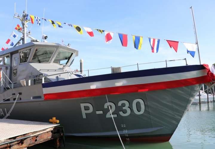  Embajada de Estados Unidos entrega a Panamá buque de patrullaje
