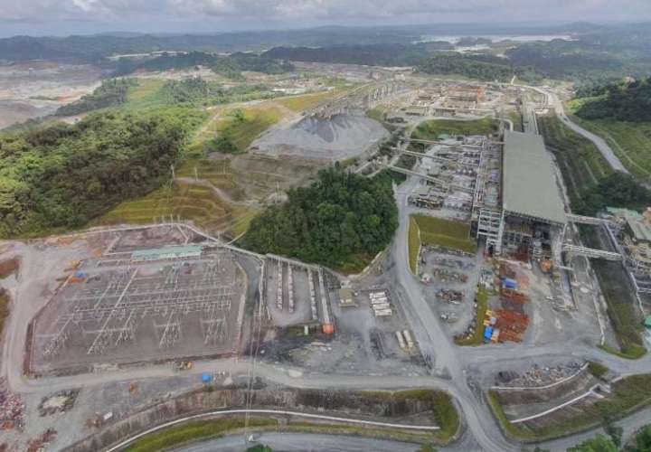 Activistas de Panamá rechazan contrato minero