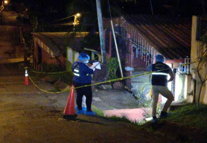 Pistoleros matan a "Pollito" en el portal de su casa en Tocumen 