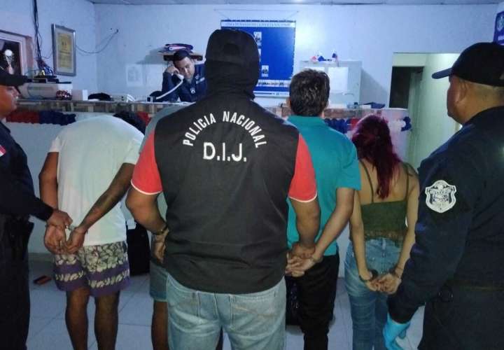 4 pillos roban en minisúper en Chiriquí, pero los atrapan [Video]