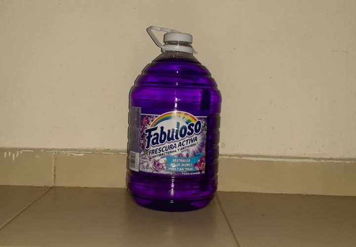 Los productos de limpieza de la marca Fabuloso que se venden en Panamá son fabricados y distribuidos por la planta ubicada en Guatemala.