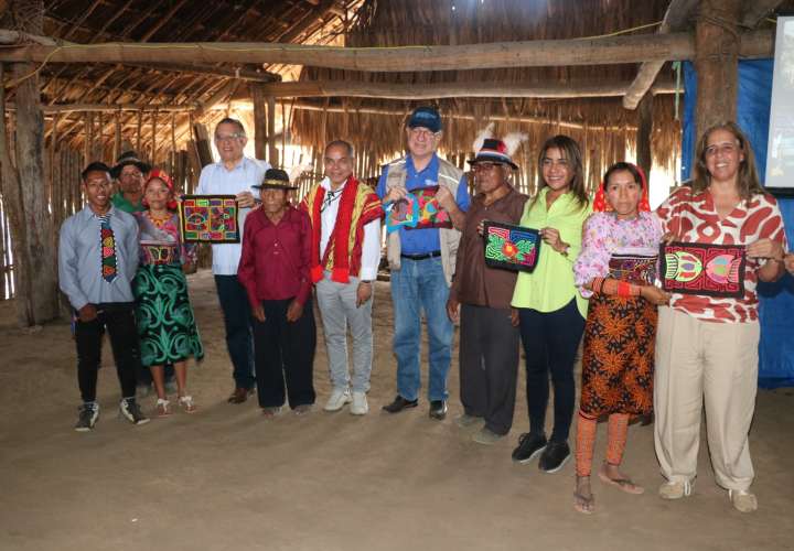 Gobierno FAO y BID visitan Comarca Madugandí