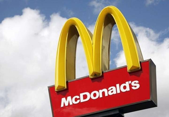 McDonald’s cierra sus oficinas en EEUU; viene la botadera de gente