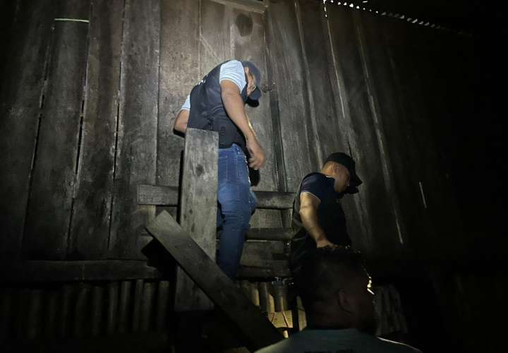 El camarógrafo Edwin Sánchez  alertó sobre esta situación que permitió que la DIJ, Ministerio Público y la Policía lograran rescatar al menor. 