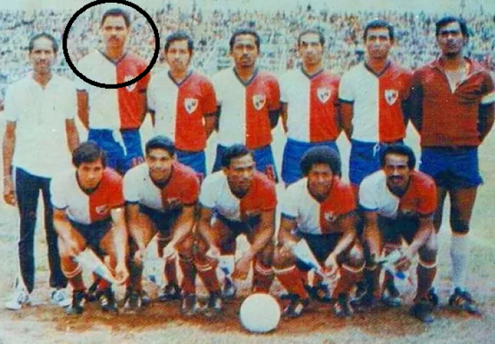 Nivaldo Acuña (en círculo) fue parte de la selección de 1976.