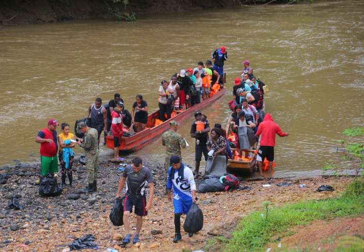 Migrantes de fatal naufragio no usaban salvavidas 