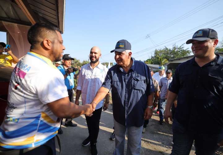 La alegría volverá a Panamá, dice Mulino en Alcalde Díaz
