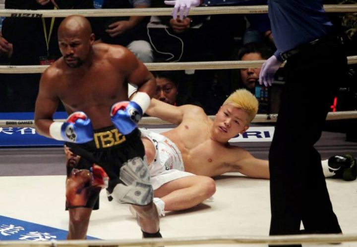 Floyd Mayweather ha descartado la posibilidad de regresar al boxeo profesional luego de obtener una victoria brutal sobre Tenshin Nasukawa./Agencias