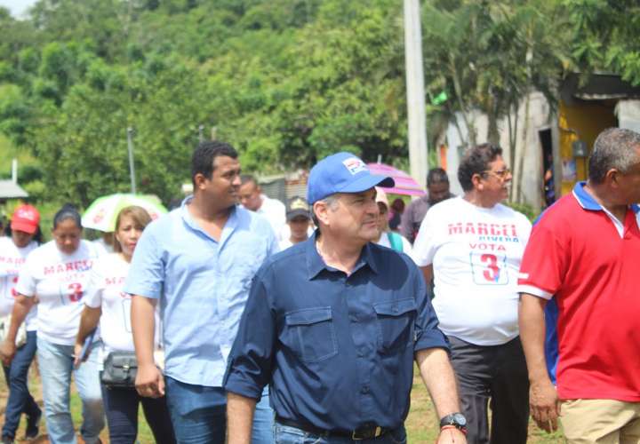 Juan Carlos Navarro promete reactivar la economía, seguridad en los barrios y atender los problemas de los panameños.