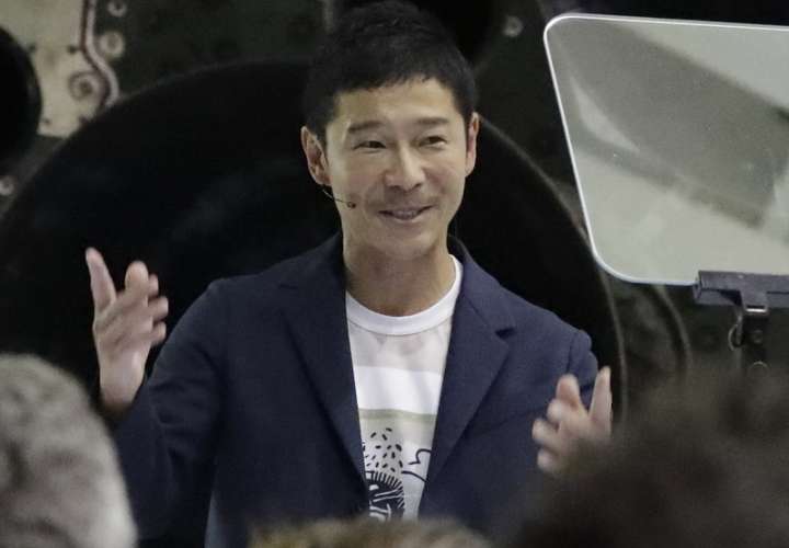 Multimillonario japonés Yusaku Maezawa. AP