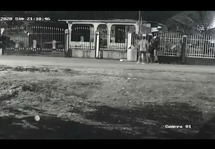 Tres delincuentes someten y asaltan a una mujer en Chilibre (Video)