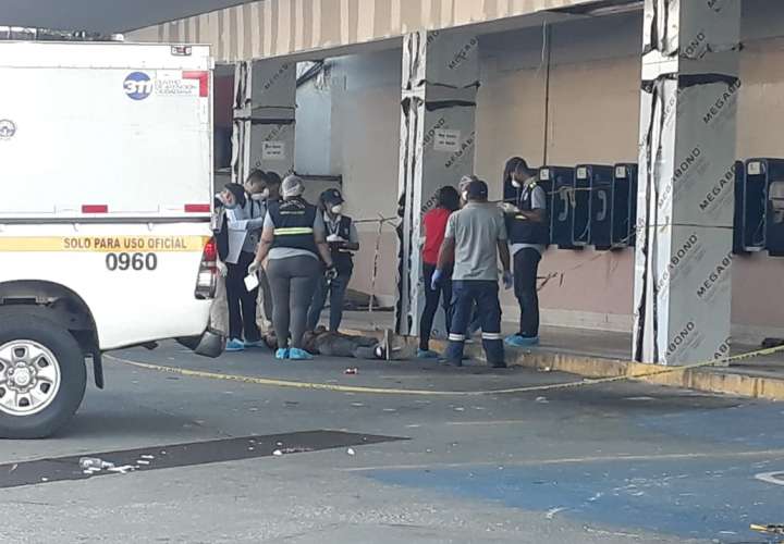 Un muerto en intento de asalto en supermercado de San Miguelito