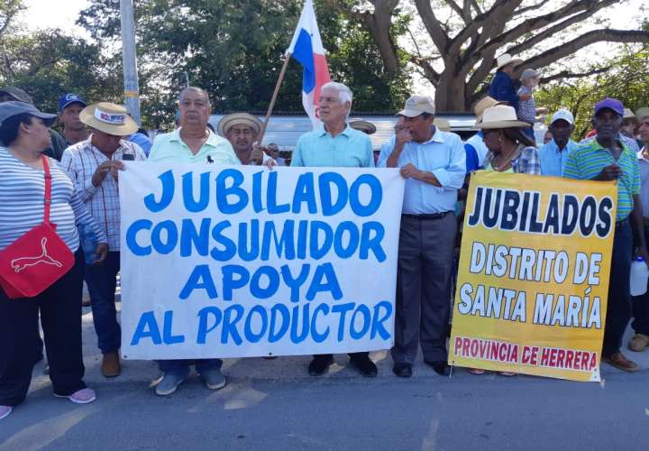 Productores protestan en Divisa bajo estricta vigilancia policial