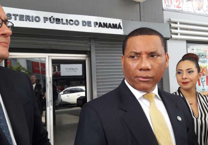 Abogado Orobio presenta denuncia por explosión en PH Costamare