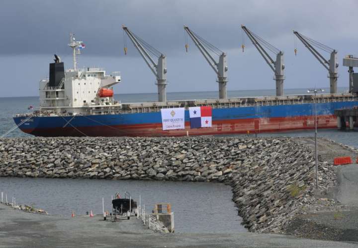Inicia exportación de concentrado de cobre extraído en Panamá