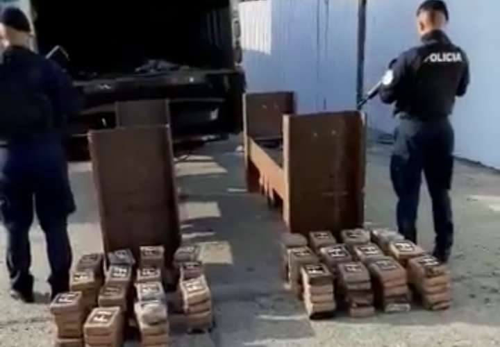 Caen 9 personas por traficar 130 paquetes de droga en Colón [Video]