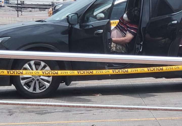 Lo encuentran muerto dentro de un auto en Merca Panamá 