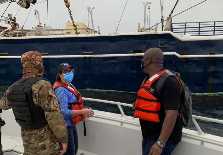 ARAP y Senan verifican embarcaciones extranjeras en la Bahía de Panamá 