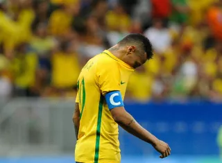 Neymar no ha estado al nivel esperado por los aficionados. Foto EFE