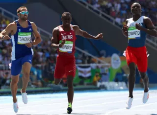 Alonso Edward (derecha) Foto EFE