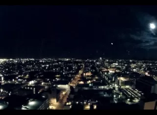 Vista general del paso del meteorito.  