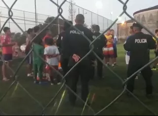 el decreto que regula las prácticas deportivas no tiene nada que ver con quienes deseen usar los espacios deportivos de modo recreativo.