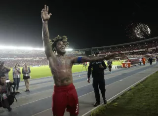 Román “Mazinger” Torres celebra la clasificación al Mundial de Rusia, luego de anotar el gol del triunfo (2-1) sobre Costa Rica. Anayansi Gamez