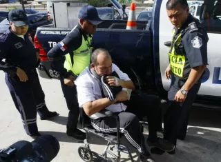 Odontólogo Alex Arturo Gómez Sousa Lenox. Foto: Edwards Santos - Archivo