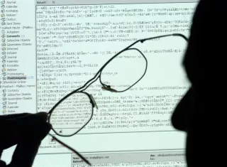 Su defensa ha pedido repetidamente a los fiscales que se pronuncien sobre los cargos relativos a la filtración. &quot;Este caso lleva arrastrándose desde agosto de 2017&quot;, dijo su letrada, Sabrina P. Shroff, al Times. EFE/Archivo