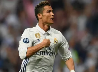 Cristiano Ronaldo celebra su anotación. Foto: EFE