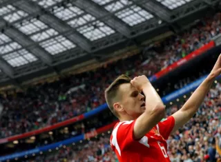 El hispano-ruso Chéryshev  fue la estrella del partido inaugural del Mundial.Foto EFE