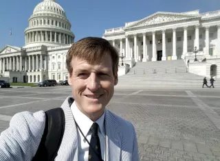 El veterano periodista de radio Jamie Dupree. Foto: AP