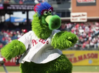 Los Filis se disculparon con McVay  y el equipo le ofreció boletos para cualquier juego. Foto: AP