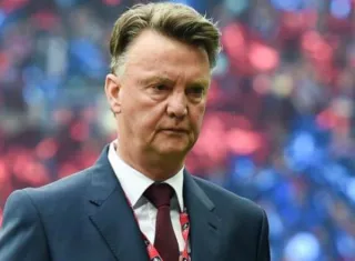 El entrenador  Louis van Gaal. Foto:EFE