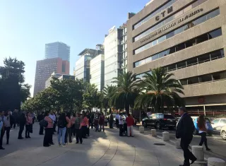 En la memoria de los capitalinos todavía está muy presente el sismo del 19 de septiembre del año pasado, que dejó 228 víctimas mortales en la ciudad. EFE