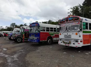 Este robo se registra un mes después de que sujetos armados dispararan en contra de un transporte de pasajeros de la ruta Penonomé – Panamá. Foto: Eric Montenegro Ilustrativa