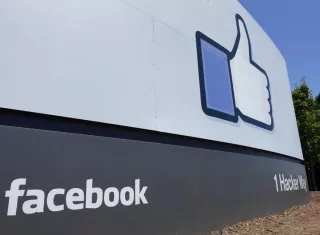 Sede de Facebook en Menlo Park, California. Facebook dice que los piratas informáticos accedieron a los datos de 29 millones de cuentas como parte de la brecha de seguridad revelada hace dos semanas.  Foto AP 