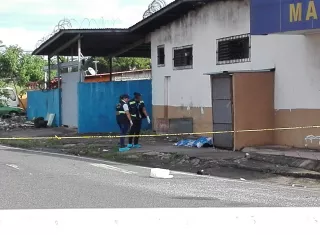 Vista general de la escena de homicidio en Altos de San Francisco en La Chorrera. Foto:  Eric Montenegro