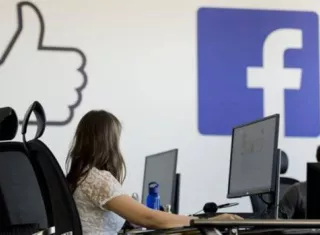 Una de las trabajadores de Facebook en el centro de revisión de Essen, en Alemania - FACEBOOK