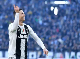 Cristiano Ronaldo celebra uno de sus goles. Foto: EFE